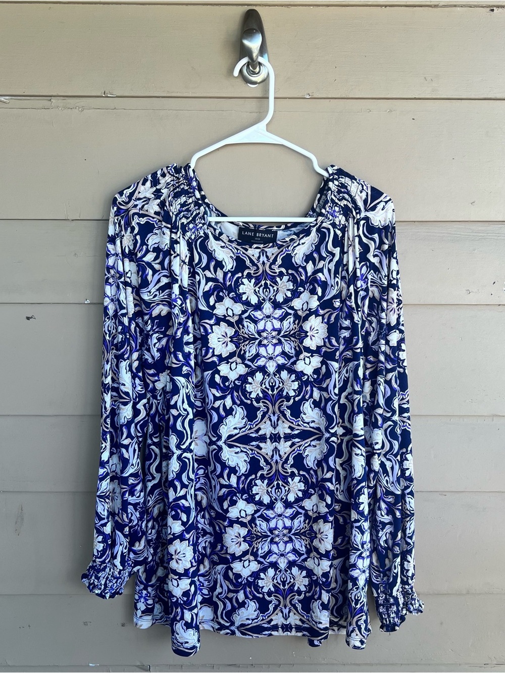 Lane Bryant Floral Long Sleeve Top Blue White Damask Smocked Blouse Size 18/20